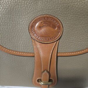 Vintage Dooney & Bourke Tan Pebble Leather Purse - Timeless Elegance, Good Cond